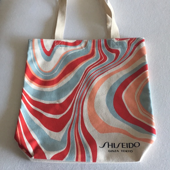 Handbags - NWOT Shiseido tote bag